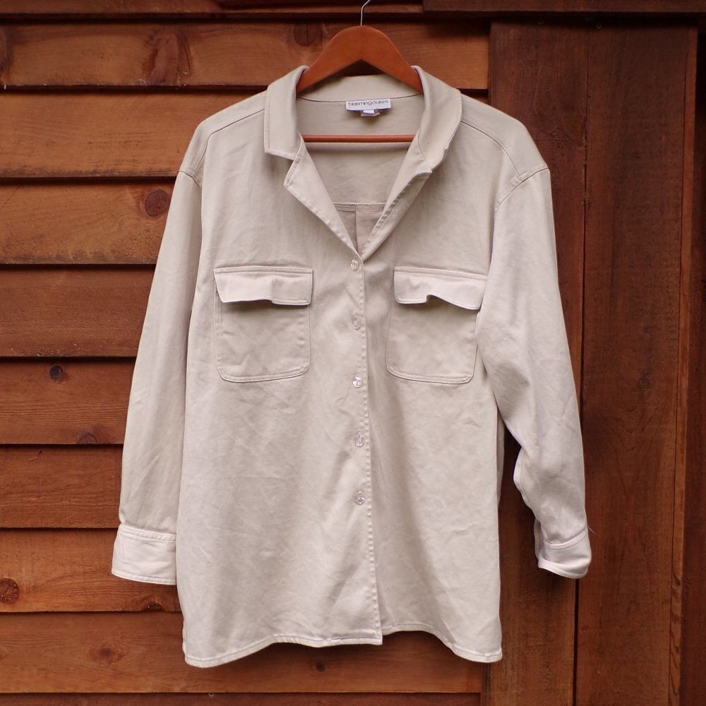 Bloomingdale's Women's 2X Heavy Cotton USA Long Sleeve Button Cream Color Top